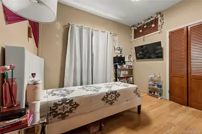 93-10 92nd Street, Woodhaven, NY 11421 - Photo 7