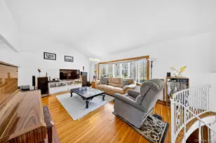 42 Edna Dr, Syosset, NY 11791 - Photo 7