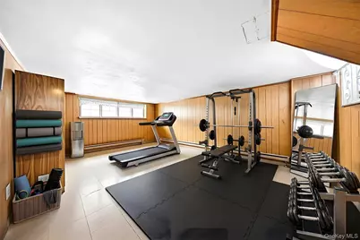 42 Edna Drive, Syosset, NY 11791 - Photo 5