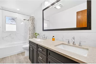 42 Edna Drive, Syosset, NY 11791 - Photo 3