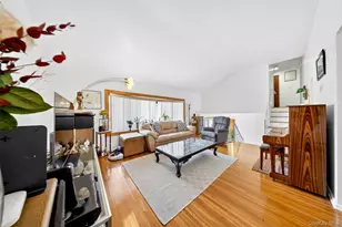 42 Edna Dr, Syosset, NY 11791 - Photo 9