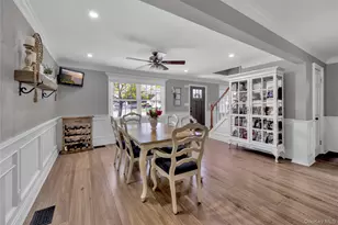 8 Carlton Dr, Massapequa, NY 11758 - Photo 9
