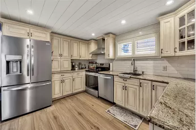 8 Carlton Drive, Massapequa, NY 11758 - Photo 7