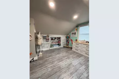 8 Carlton Drive, Massapequa, NY 11758 - Photo 11