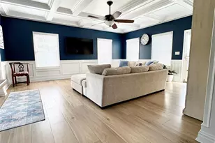 8 Carlton Dr, Massapequa, NY 11758 - Photo 7