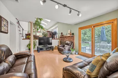 713 Hungry Harbor Road, Woodmere, NY 11581 - Photo 9