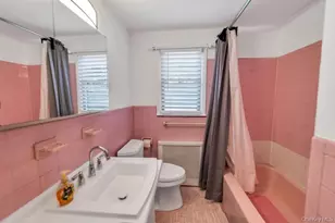 1308 C St, Elmont, NY 11003 - Photo 35