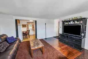 1308 C St, Elmont, NY 11003 - Photo 31