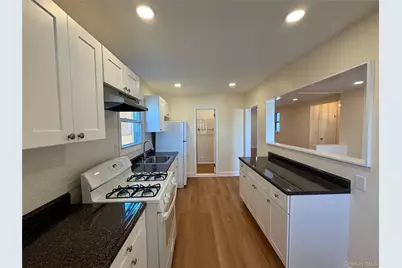 116 Alexander Avenue, Yonkers, NY 10704 - Photo 9