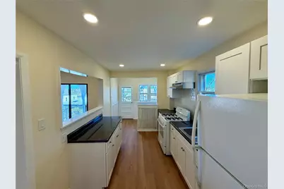 116 Alexander Avenue, Yonkers, NY 10704 - Photo 7