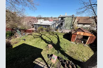 116 Alexander Avenue, Yonkers, NY 10704 - Photo 27