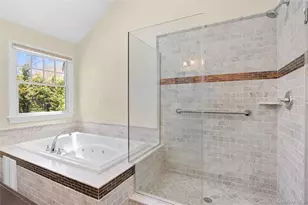 45 Cannon Ct, Huntington, NY 11743 - Photo 21