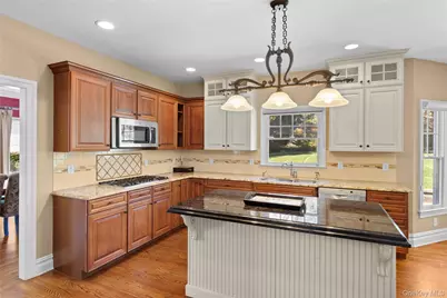 45 Cannon Court, Huntington, NY 11743 - Photo 11