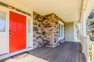 45 Cannon Ct, Huntington, NY 11743 - Photo 3