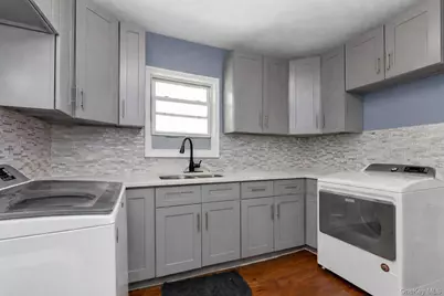 465 Beach 67th Street, Arverne, NY 11692 - Photo 15