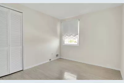 258 E 5th Street, Deer Park, NY 11729 - Photo 33