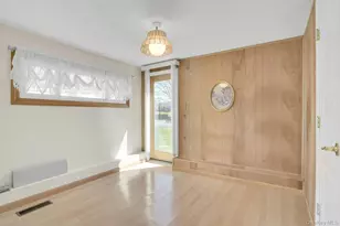 258 E 5th St, Deer Park, NY 11729 - Photo 13