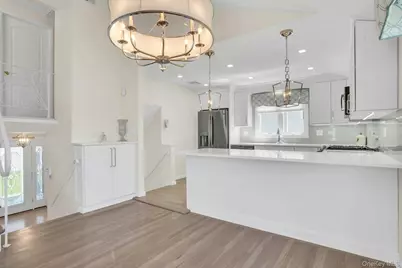 258 E 5th Street, Deer Park, NY 11729 - Photo 23