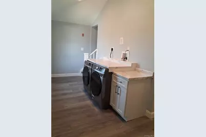 84 Holland Avenue, Elmont, NY 11003 - Photo 3