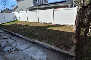 84 Holland Ave, Elmont, NY 11003 - Photo 7
