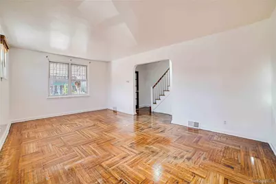 993 Duncan Street, Bronx, NY 10469 - Photo 9
