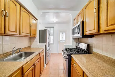 993 Duncan Street, Bronx, NY 10469 - Photo 15