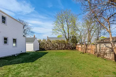 266 Covert Street, Westbury, NY 11590 - Photo 47
