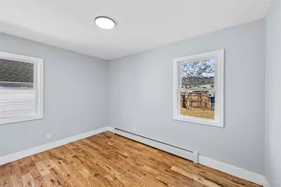 266 Covert Street, Westbury, NY 11590 - Photo 15
