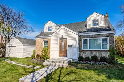 266 Covert Street, Westbury, NY 11590 - Photo 3