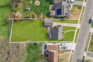 9 Copper Ln, Levittown, NY 11756 - Photo 5