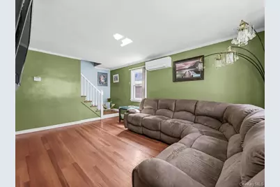 8135 257th Street, Floral Park, NY 11004 - Photo 3