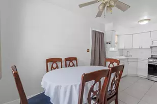 81-35 257th St, Floral Park, NY 11004 - Photo 5