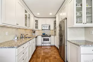 2 Salisbury Pt, Nyack, NY 10960 - Photo 11