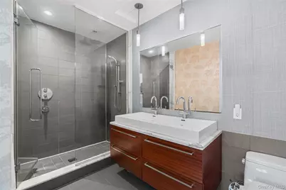 2415 Queens Plaza N #7A, Long Island City, NY 11101 - Photo 9