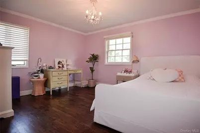 9 Columbus Drive, Huntington Station, NY 11746 - Photo 11