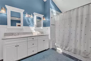 67 Reynolds Dr, Long Beach, NY 11561 - Photo 17