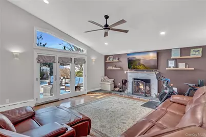 67 Reynolds Drive, Long Beach, NY 11561 - Photo 11