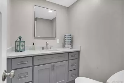 67 Reynolds Drive, Long Beach, NY 11561 - Photo 13