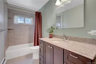 1369 Sycamore Ave, Bohemia, NY 11716 - Photo 17