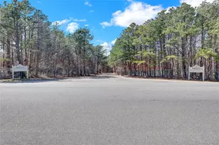 1369 Sycamore Ave, Bohemia, NY 11716 - Photo 29