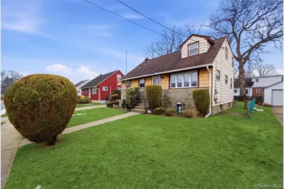 112 Judith Lane, Valley Stream, NY 11580 - Photo 3