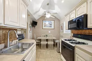 112 Judith Ln, Valley Stream, NY 11580 - Photo 15