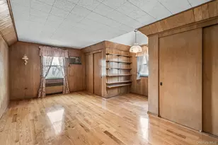 213-06 Richland Ave, Oakland Gardens, NY 11364 - Photo 33