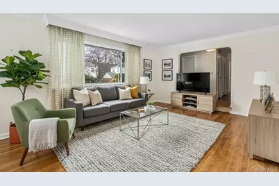 213-06 Richland Avenue, Oakland Gardens, NY 11364 - Photo 11