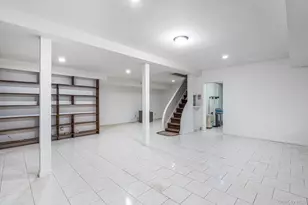 213-06 Richland Ave, Oakland Gardens, NY 11364 - Photo 37