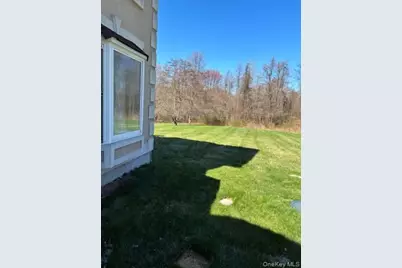 95 Lexington Drive, Newburgh, NY 12550 - Photo 5