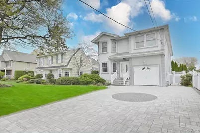 26 Maeder Avenue, Merrick, NY 11566 - Photo 3