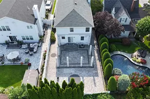 26 Maeder Ave, Merrick, NY 11566 - Photo 39