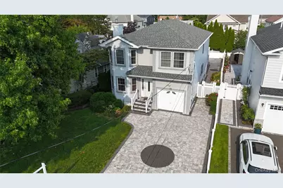 26 Maeder Avenue, Merrick, NY 11566 - Photo 35