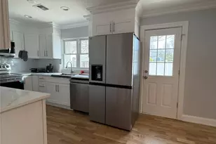 165 Lynbrook Dr, Mastic Beach, NY 11951 - Photo 5